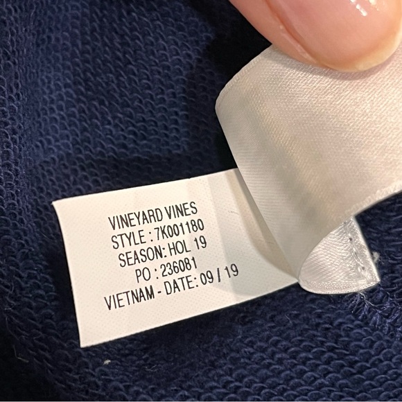 Vineyard Vines Girl’s Navy Blue Merry Plaid Relaxed Shep Shirt Medium 10-12 - Picture 7 of 7